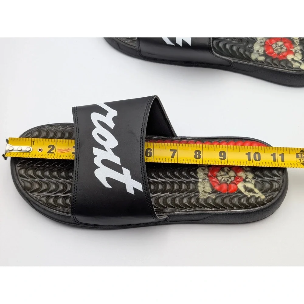 Detroit Pistons ISlides NBA Moto Slides Black Red Men's Size 10 787376-01
